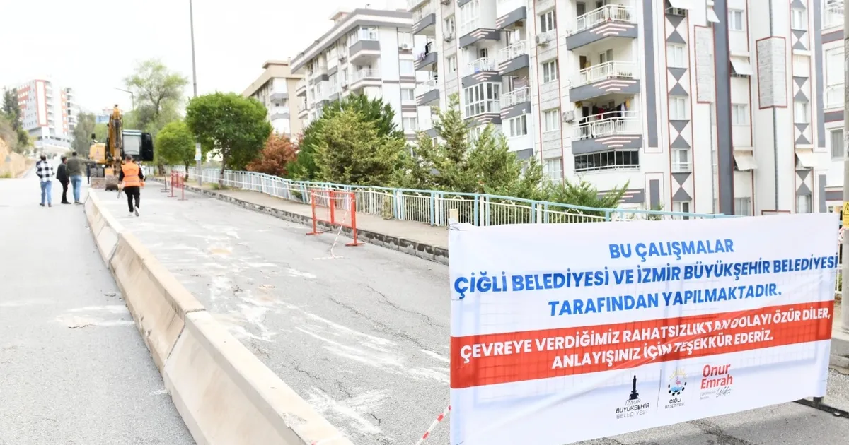 İzmir Çiğli’de heyelan bölgesine hızlı müdahale